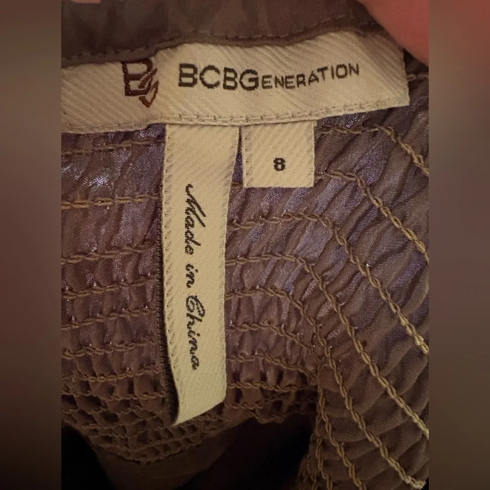 BCBGeneration Lace Bodice Taupe Cocktail Dress with Pockets Size 8 - Picture 6 of 8